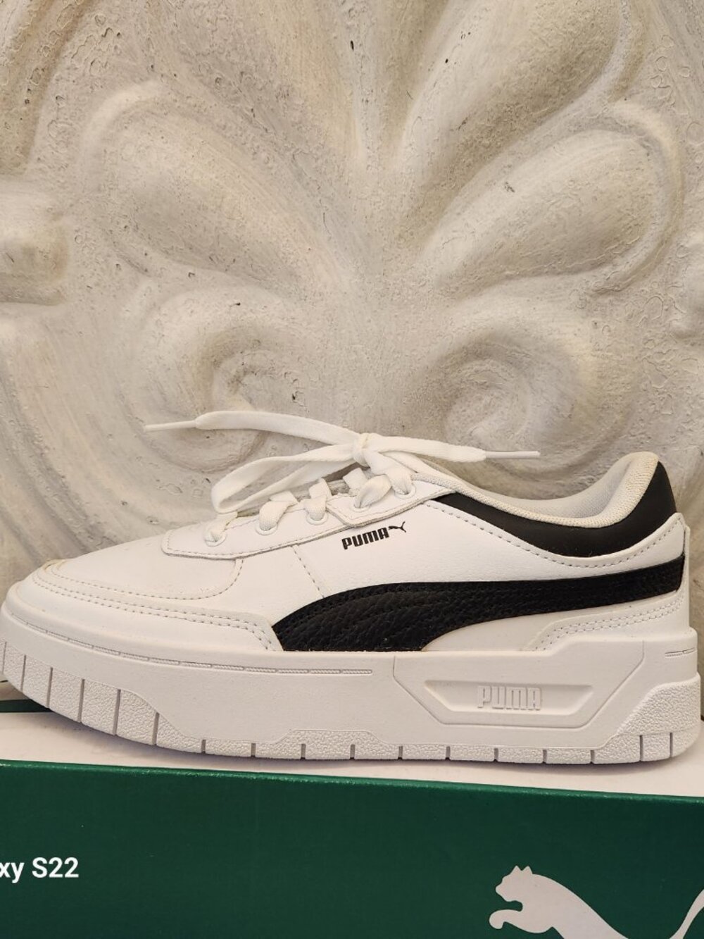 PUMA Cali Dream Leather Sneakers. NIB. Size 8 - Picture 2 of 11